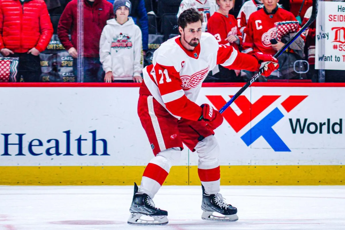 Dylan Larkin sends humbling reminder to Red Wings teammates after crushing defeat: "Not good enough"