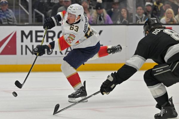 Road-weary Panthers look to sweep series from Golden Knights