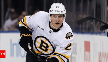 NHL roster change: Boston Bruins call up forward Alex Steeves, place top centre Elias Lindholm on injured reserve | NHL News