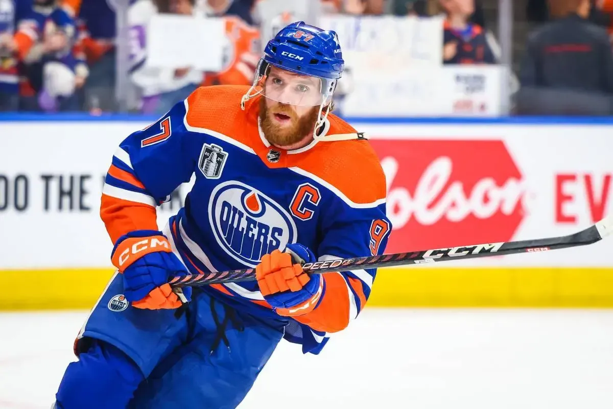 Tense Scenes at Oilers Practice Force McDavid to Talk