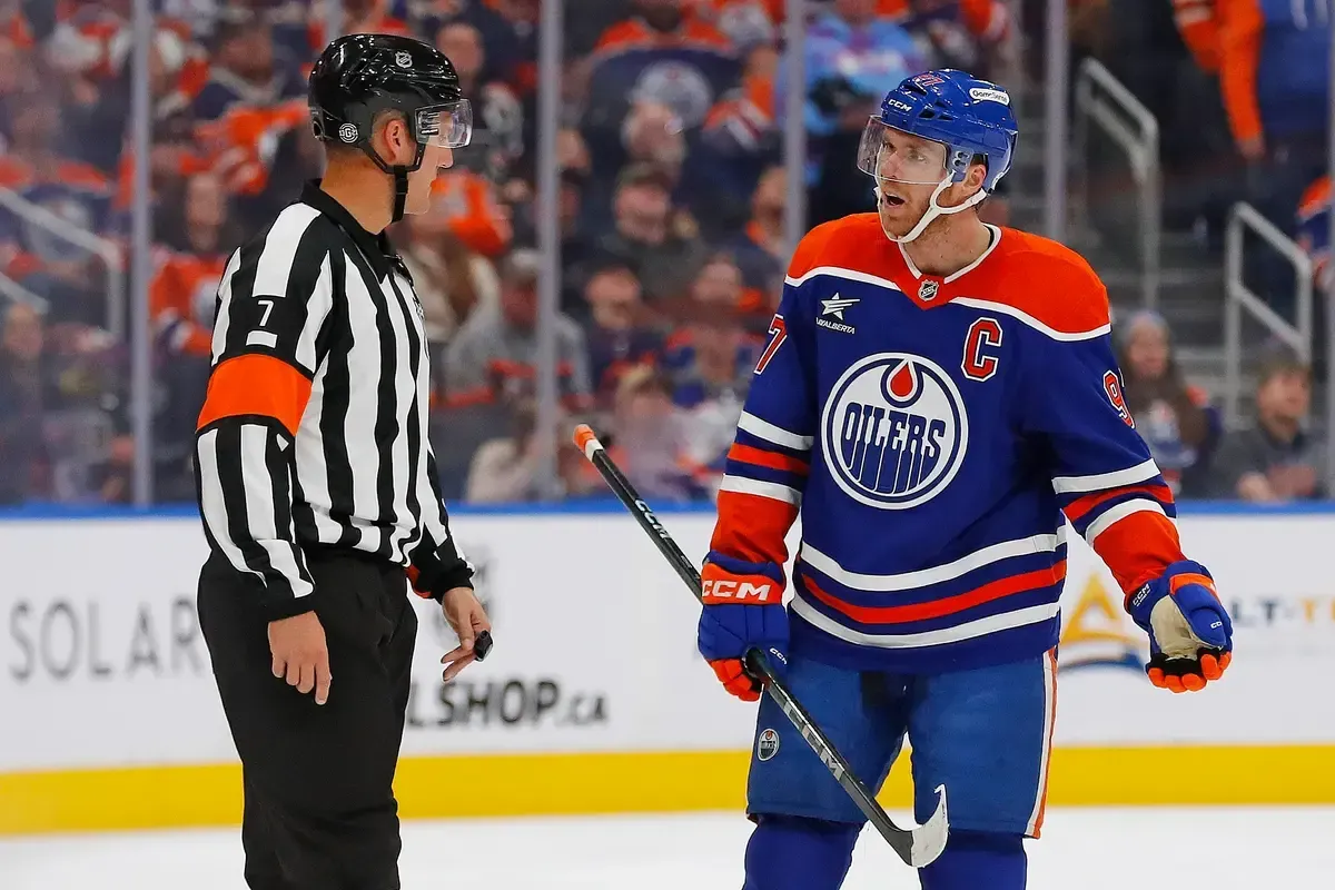 Referees draw criticism for bizarre Oilers trend emerging this season