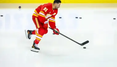 Vancouver Canucks May Have Tough Time Trying to Acquire Top Center Target This Season