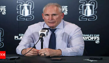 “We don’t value the defensive side”: Craig Berube calls out Maple Leafs after 5-4 loss to Hurricanes | NHL News