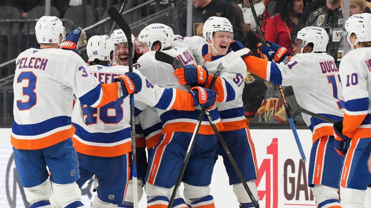 Islanders' Jean-Gabriel Pageau scores shorthanded goal in OT to beat Vegas