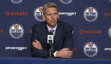 Intense video of Oilers locker room shows different side of Coach Knoblauch