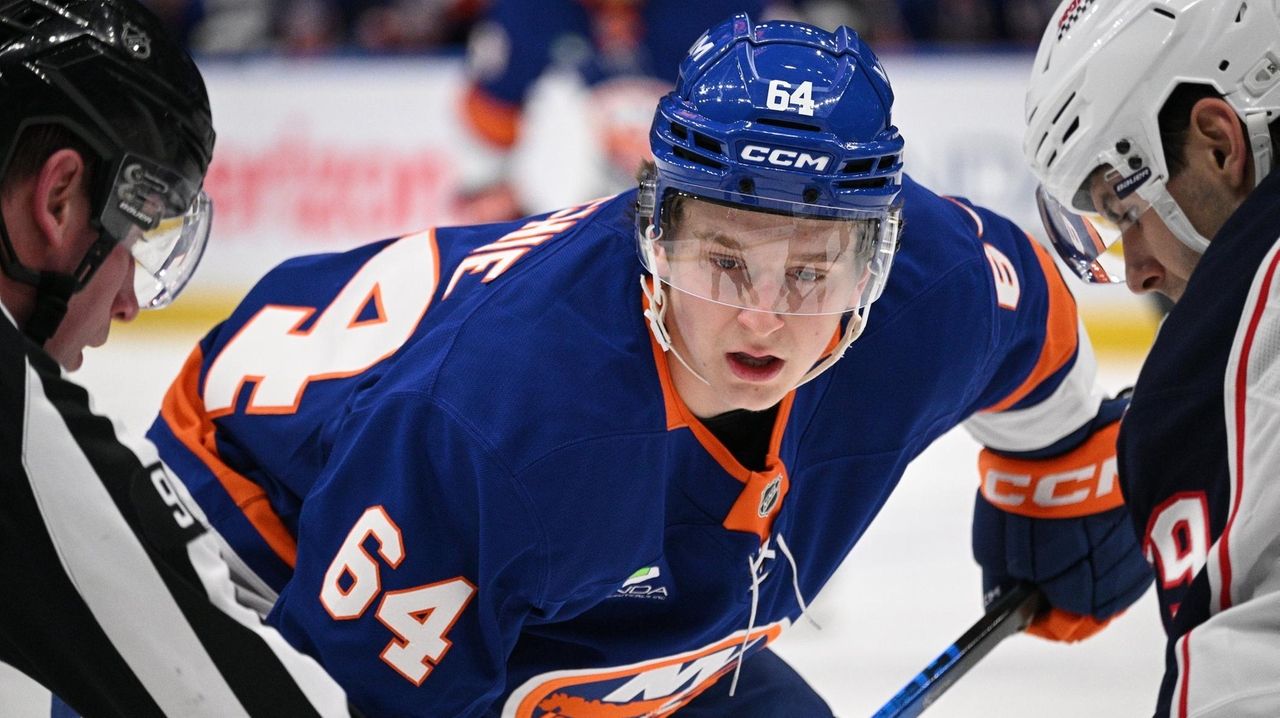 Why Isles' rookie Cal Ritchie remains in the lineup despite not scoring