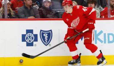 Red Wings rookie finds himself benched by Todd McLellan for nealy entire period Thursday