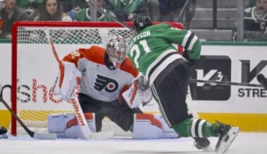 Jason Robertson (3 goals), Stars stay hot with win over Flyers