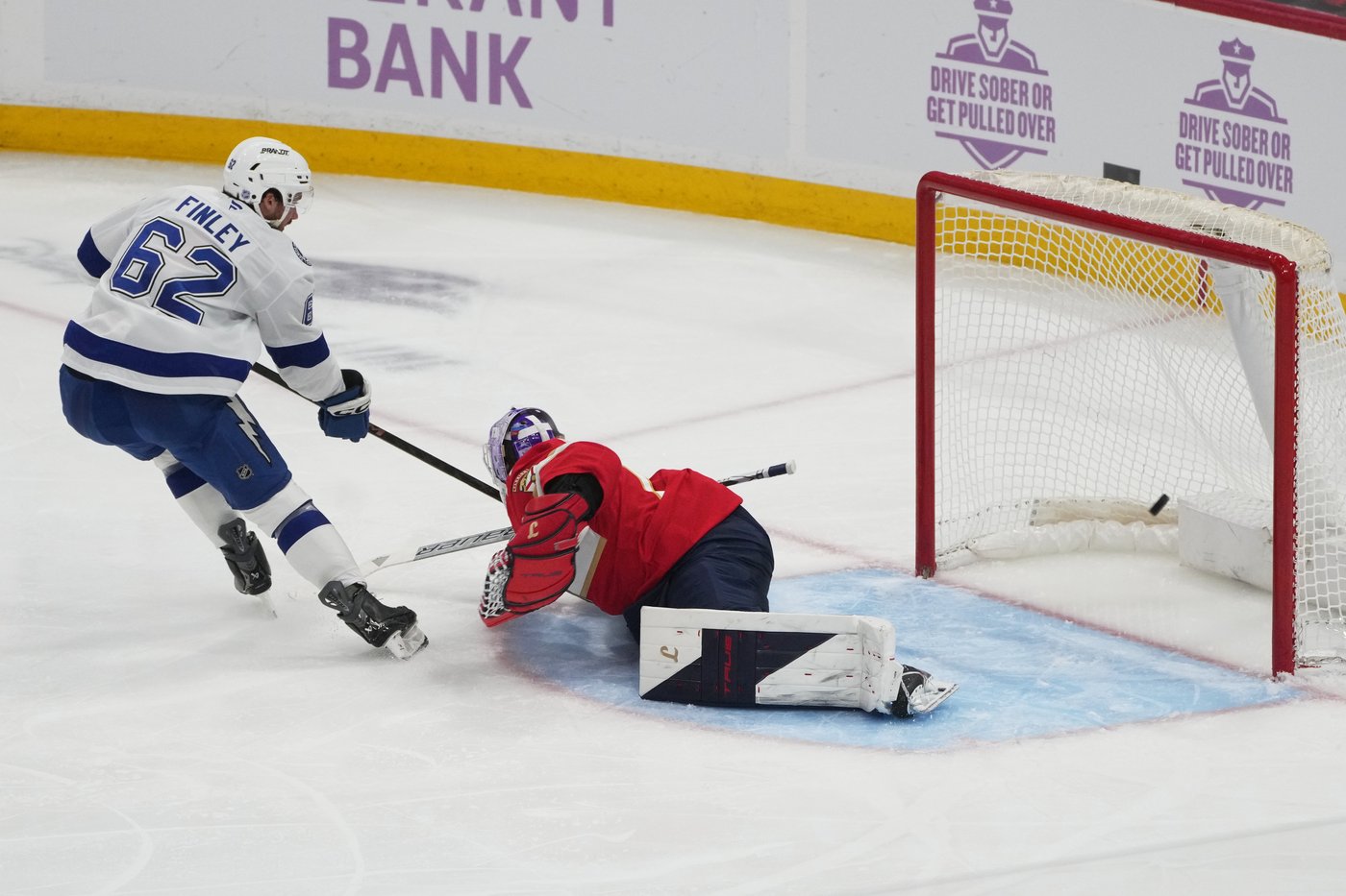 Jack Finley scores 1st NHL goal to help the Lightning beat the Panthers | NanaimoNewsNOW