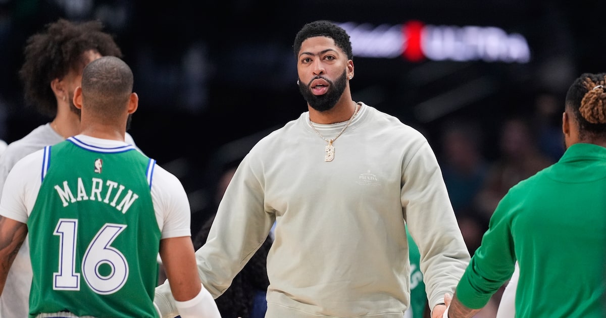 Mavericks to reevaluate Anthony Davis’ left calf strain in 7-10 days: ‘He wants to play’