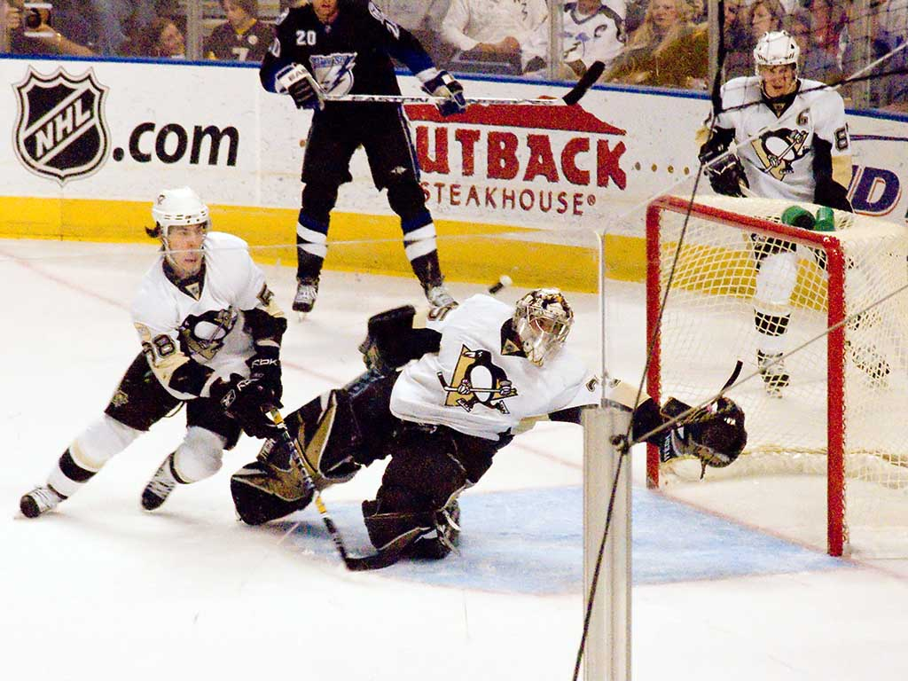 Predators prey on pesky Pittsburgh Penguins – The Tartan