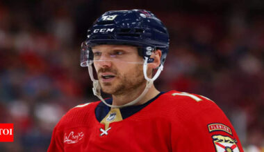 Is Sam Reinhart playing against the Vancouver Canucks tonight? Latest update on Florida Panthers forward for November 17 | NHL News