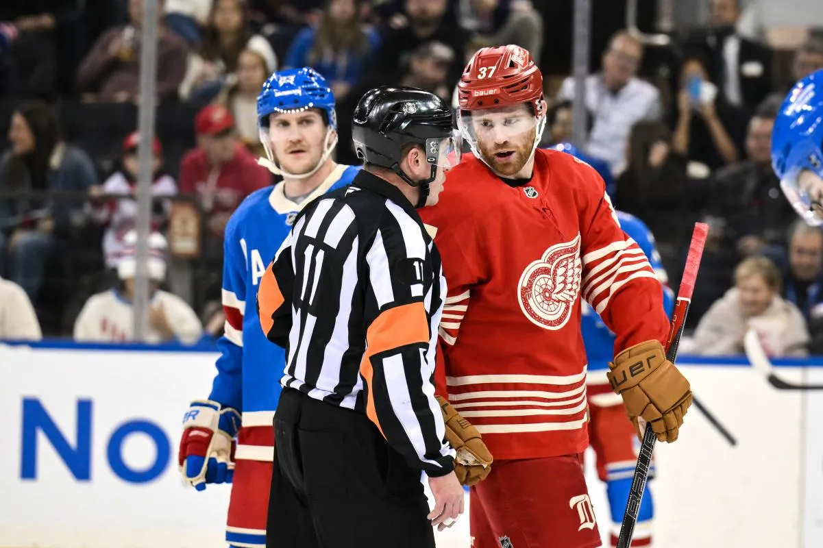 On-ice officials in Red Wings vs. Rangers slammed by broadcasting crew and fans after lacklustre cal