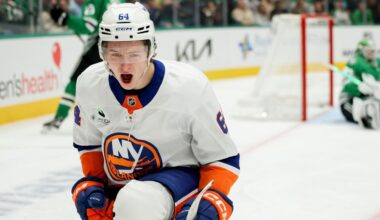 Islanders get another strong performance from goalie Rittich to defeat the Stars