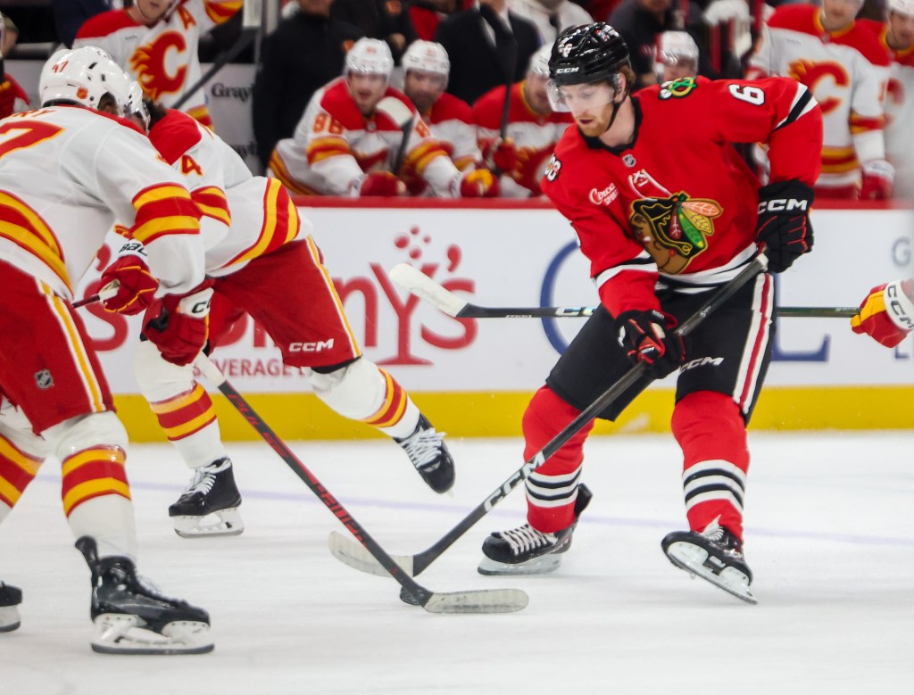 Chicago Blackhawks defenseman returns after scratch