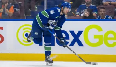 Former Vancouver Canucks Defenseman Finally Finds New Home After Suddenly Becoming a UFA