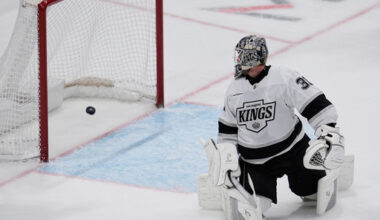 Los Angeles Kings goaltender Anton Forsberg (31) watches the puck get past him for a goal by San Jose Sharks center Philipp Kurashev during the second period of an NHL hockey game, Thursday, Nov. 20, 2025, in San Jose, Calif. (AP Photo/Godofredo A. V&aacute;squez)