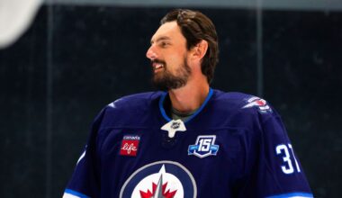 Source: Jets goalie Connor Hellebuyck to miss 4-6 weeks