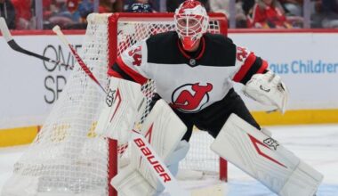 Devils, trying to get through middling stretch, visit rival Flyers