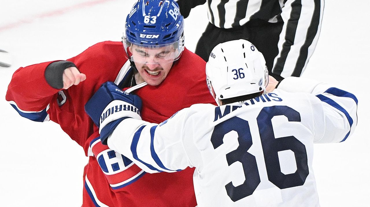 Dobson, Anderson each score twice, Canadiens beat Maple Leafs 5-2 to snap 5-game skid