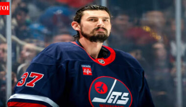 Connor Hellebuyck surgery forces Jets to adjust as team faces crucial weeks without Vezina winner | NHL News