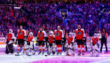 The Philadelphia Flyers honor Bernie Parent, who passed away earlier this year, alongside members of the Ed Snyders