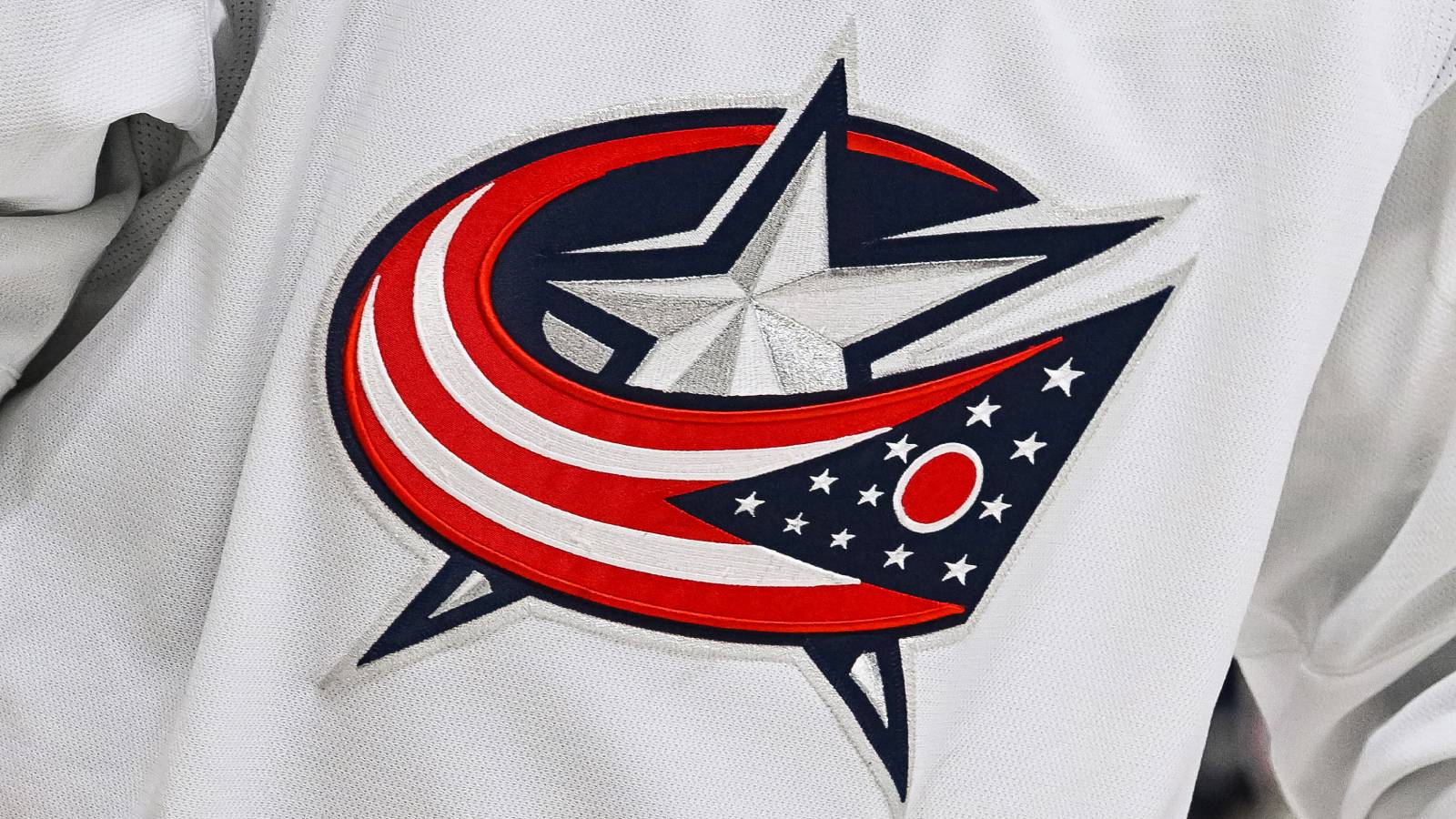 Blue Jackets logo on jersey