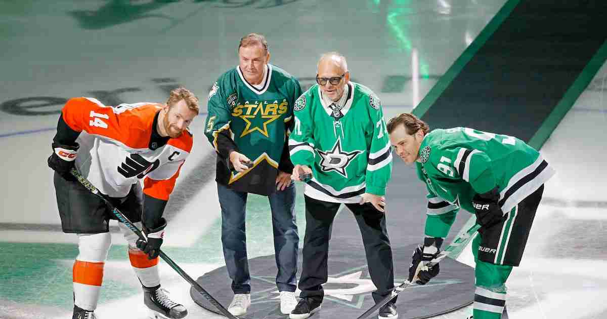 Chances the Stars Use a Green and Gold Jersey in the Future