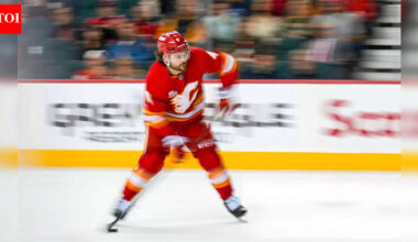 Rasmus Andersson fuels Calgary Flames with a dominant week as trade rumors swirl around the defenseman | NHL News