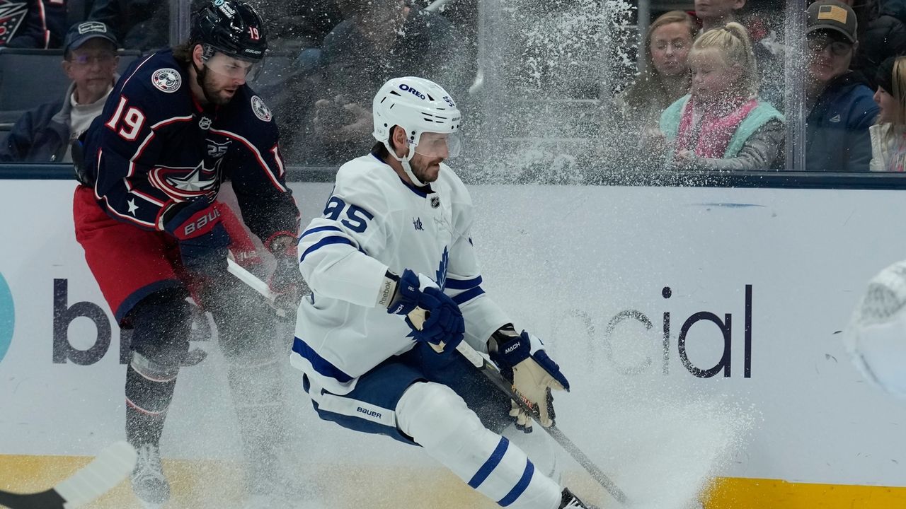 Nylander sets OT goals record as Maple Leafs beat Blue Jackets 2-1