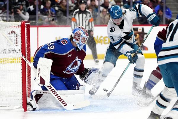 NHL-best Avalanche and Wild put long winning streaks on the line