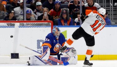 Islanders' rally falls short, lose to Flyers in shootout