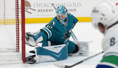 Askarov makes 32 saves in Sharks win against Canucks