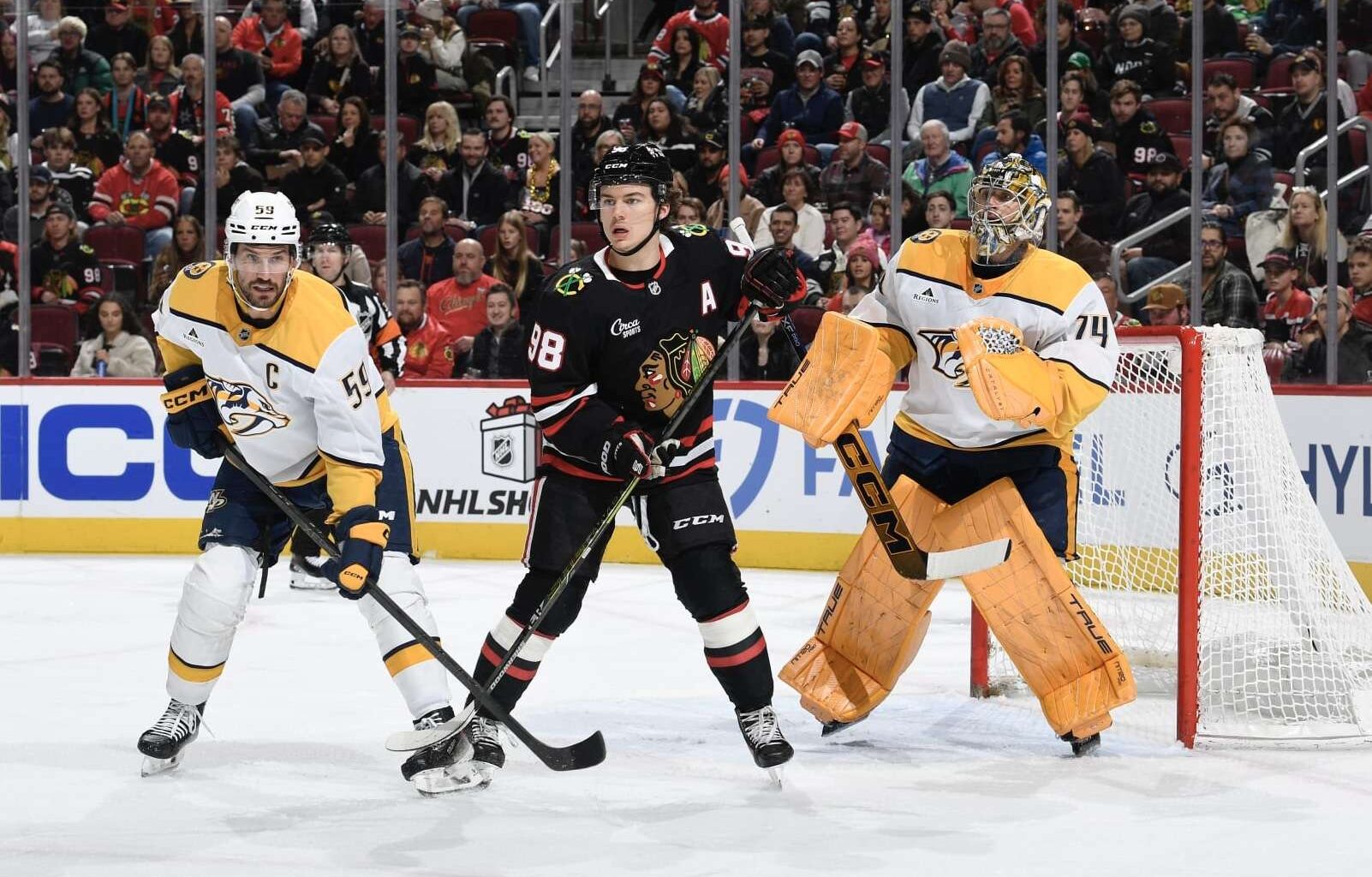 RECAP: Blackhawks beat by Predators 4-3