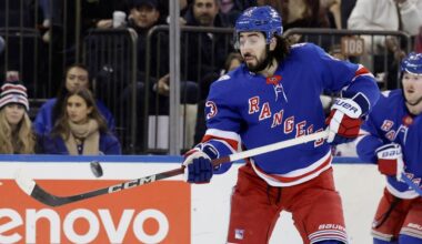 Rangers lose to Lightning, Fox leaves with injury