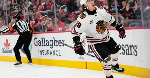Connor Bedard scores, gets 2 assists to lead Blackhawks over Red Wings 5-1