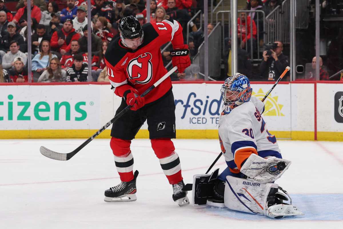 Islanders’ Ilya Sorokin rounding into Vezina-worthy form with latest gem vs. Devils