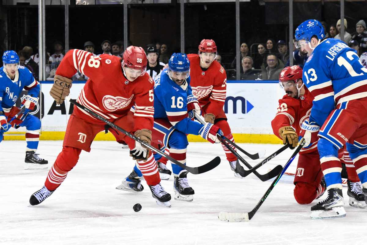 Rangers notebook: A tight loss to Detroit, Quick makes 40 saves, more