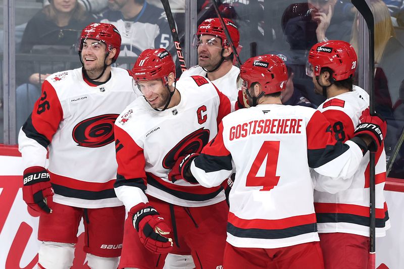 NHL roundup: Sabres ring up 9 goals vs. Blackhawks | The Mighty 790 KFGO