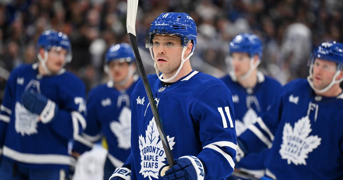 All but four Toronto Maple Leafs players reportedly up for grabs in trade market