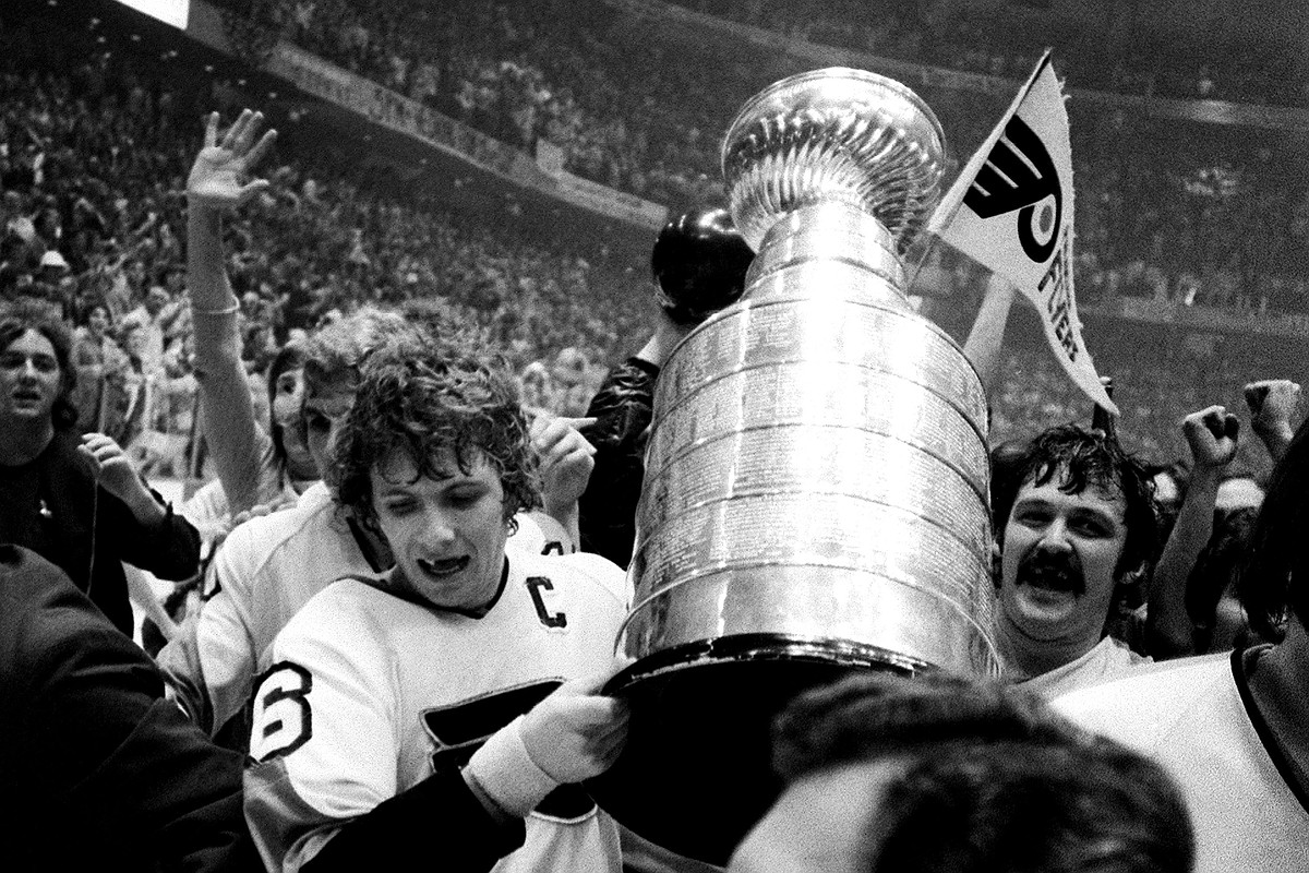 Flyers fans once joined a club by getting hit by a puck. It made them 'feel special' -- and protected the team.