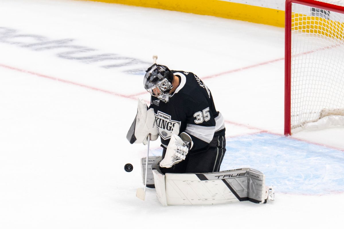 Los Angeles Kings goalie Darcy Kuemper (35) with the save during an NHL game against the Detroit Red Wings, Wednesday October 30th, 2025 in Los Angeles, California. 