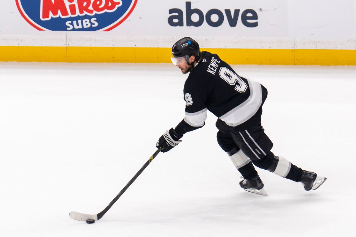 Los Angeles Kings RW Adrian Kempe (9) controls the puck player during an NHL game against the Detroit Red Wings, Wednesday October 30th, 2025 in Los Angeles, California. 