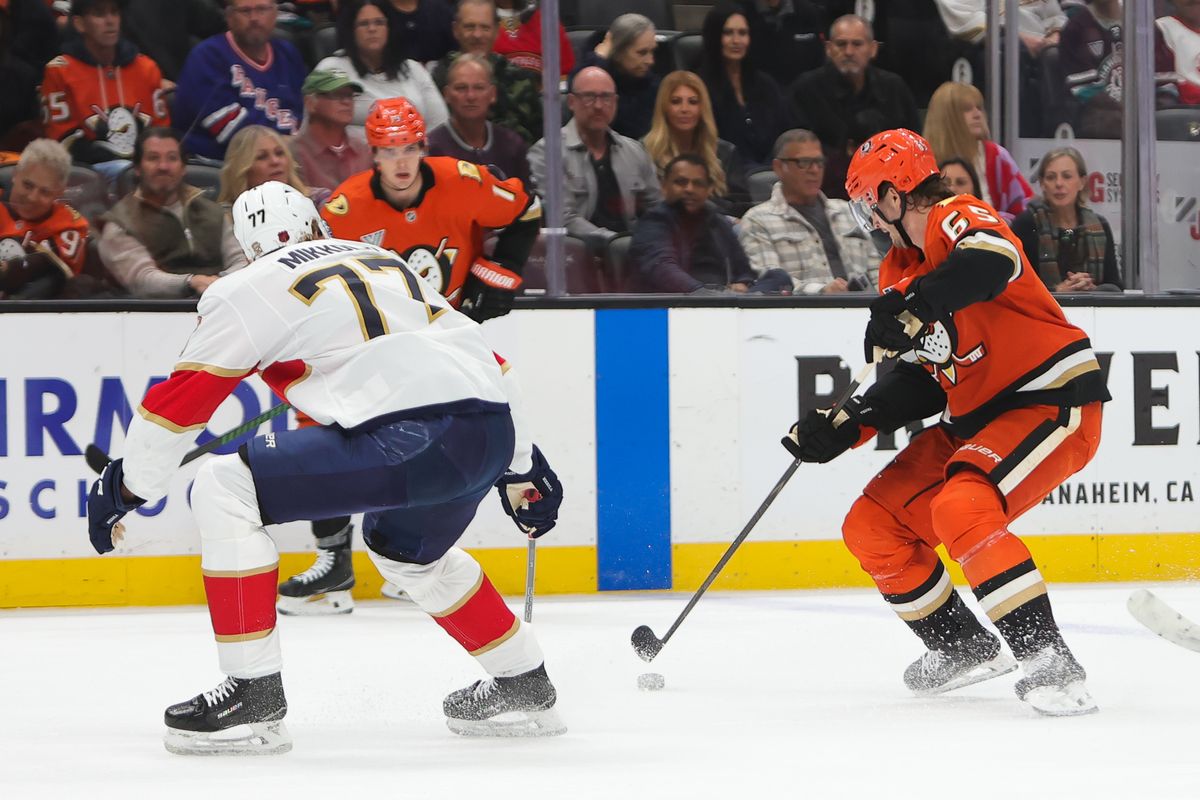 #65 D Jacob Trouba of the Anaheim Ducks battles for possession of the puck during an NHL game against the Florida Panthers on November 4, 2025 in Anaheim, CA.