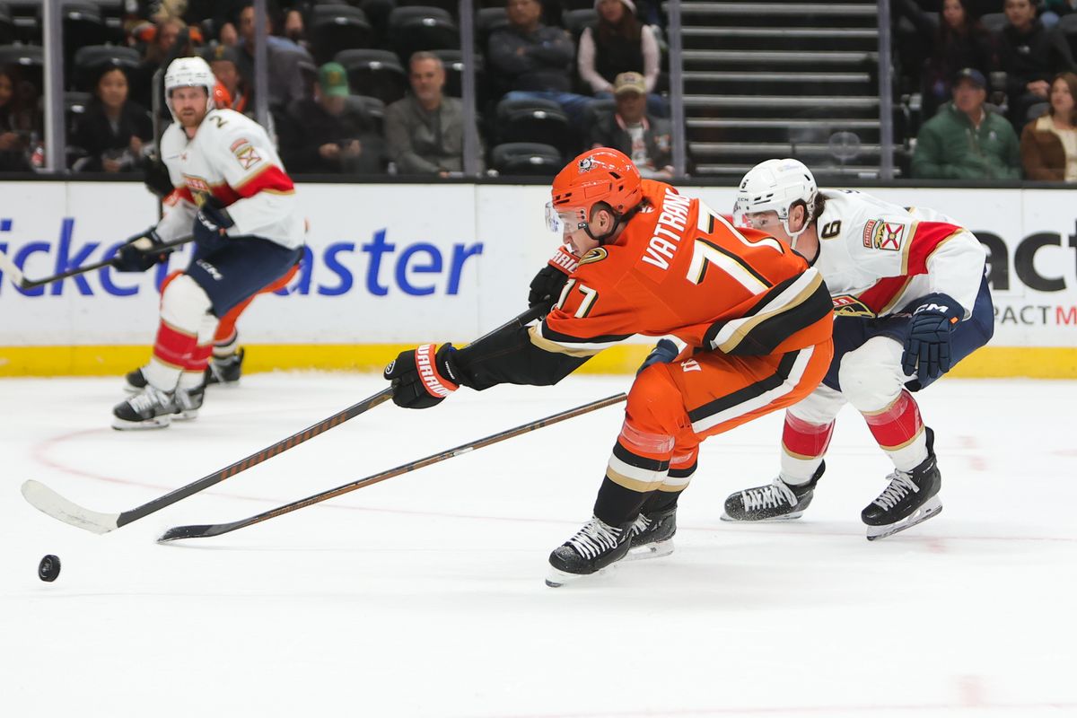 #77 RW Frank Vatrano of the Anaheim Ducks takes a shot on goal during an NHL game against the Florida Panthers on November 4, 2025 in Anaheim, CA.