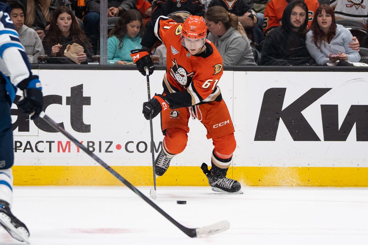 Anaheim Ducks Left Wing Cutter Gauthier (61) sets up the offense and attacks during an NHL hockey game against the Winnipeg Jets, Sunday November 9, 2025 in Anaheim, Calif.
