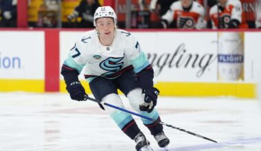 Kraken's Berkly Catton continues NHL learning experience vs. Jackets