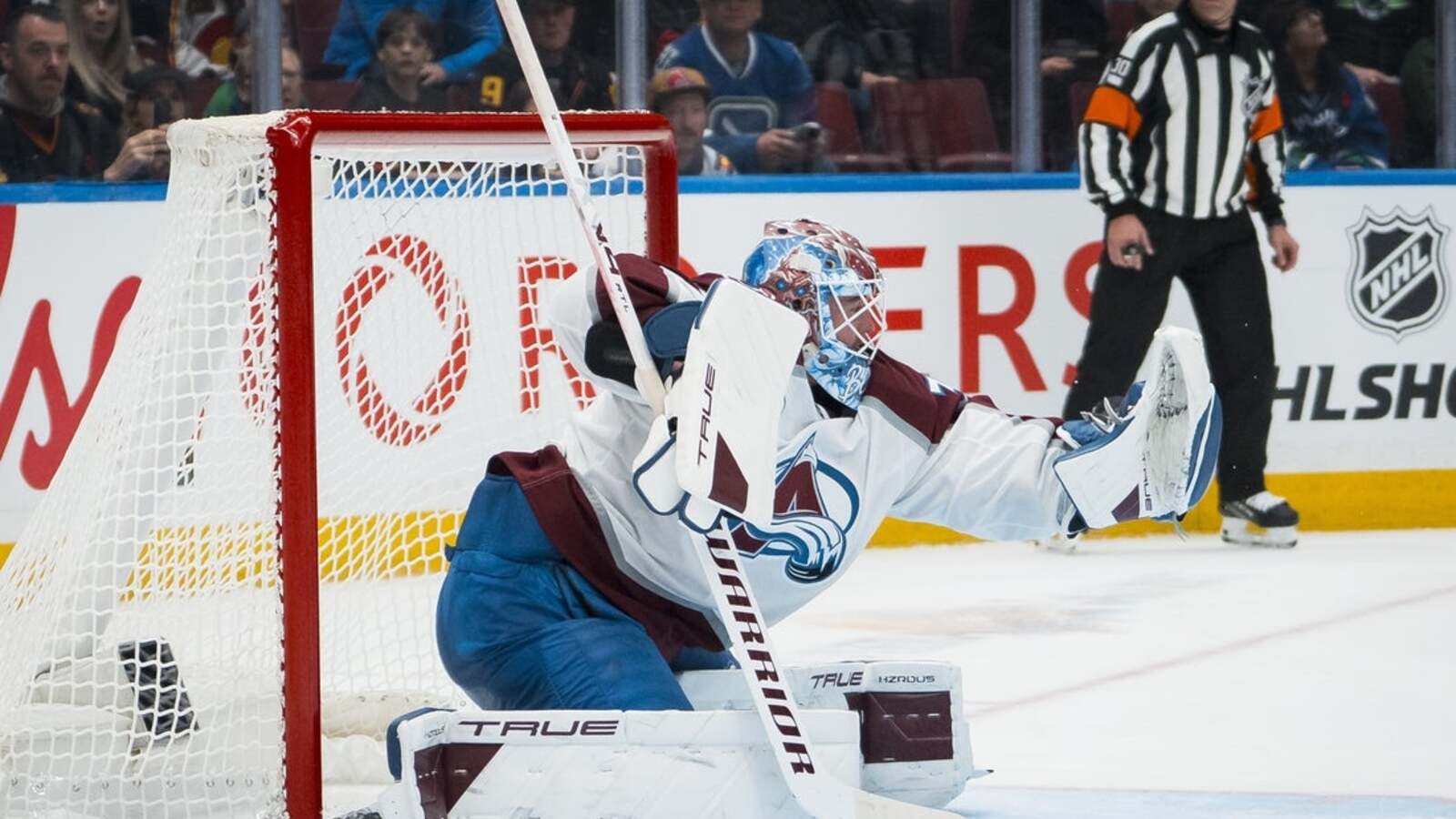 Blackhawks next up to try to slow Avalanche's run of scoring, defense
