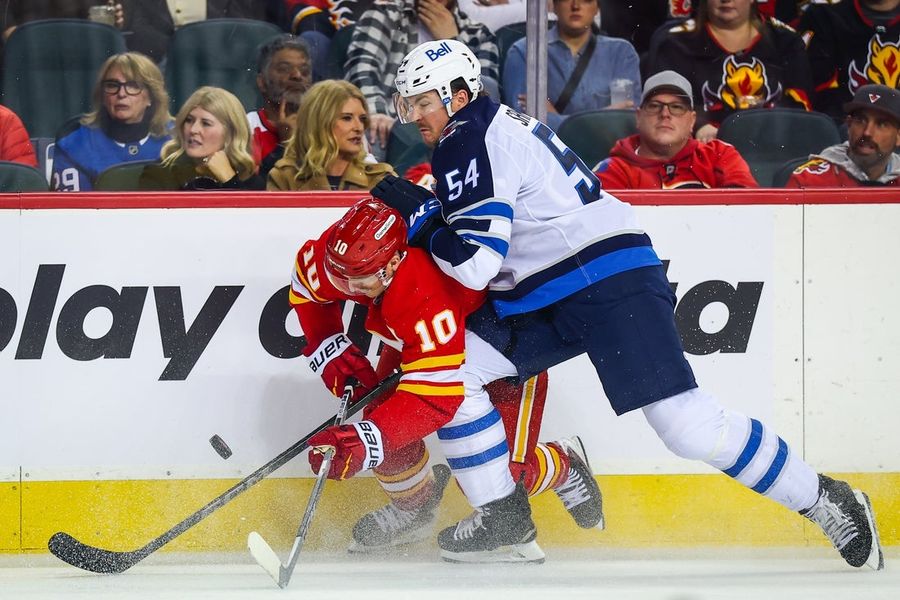 NHL: Winnipeg Jets at Calgary Flames