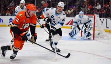 Olen Zellweger's overtime tally lifts Ducks over Mammoth